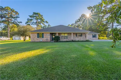 15346 Carlou Dr, Ponchatoula, LA 70454