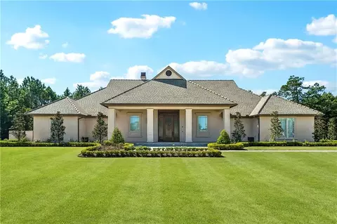 500 Oak Tree Ct, Madisonville, LA 70447