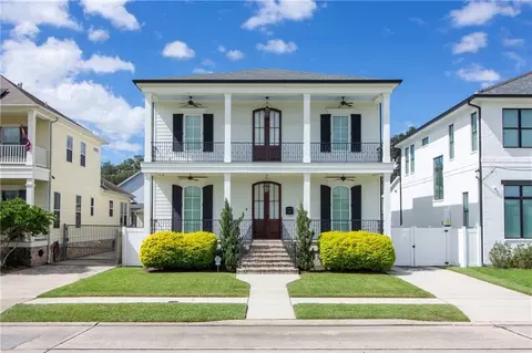 6768 Pontchartrain Blvd, New Orleans, LA 70124