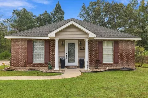 20342 Rue Legendre St, Ponchatoula, LA 70454