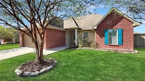 38236 Dolphin Ct, Gonzales, LA 70737