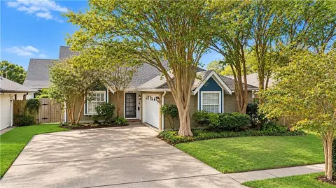 4424 Laudun St, Metairie, LA 70006