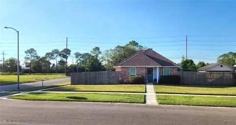 2262 General Jackson Ave, Baton Rouge, LA 70810