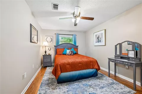 Bedroom - 75 E Pinewood Dr, Slidell, LA 70458 photo 2 of 3