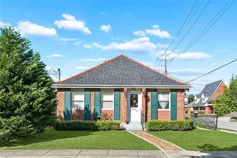 6624 Center St, New Orleans, LA 70124