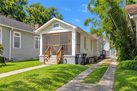 2327 Wisteria St, New Orleans, LA 70122