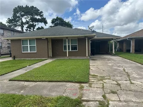 8811 Bunker Hill Rd, New Orleans, LA 70127