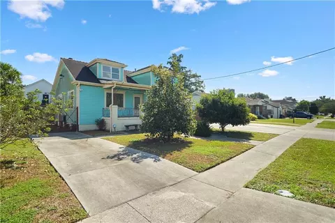 5793 Vermillion Blvd, New Orleans, LA 70122