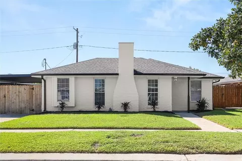 5216 Arbutus Ct, Marrero, LA 70072