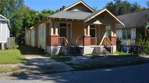 5407 Burgundy St, New Orleans, LA 70117