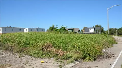 5654 Mayo Rd, New Orleans, LA 70126