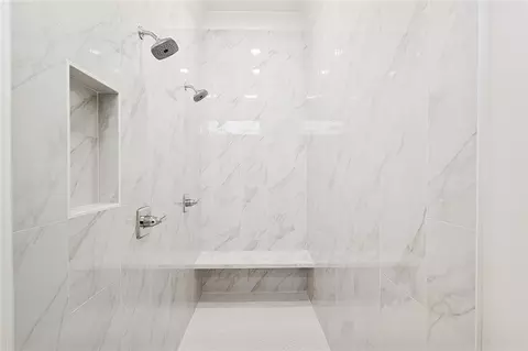 Bath - 4245 Cypress Point Dr, Covington, LA 70433 photo 3 of 5