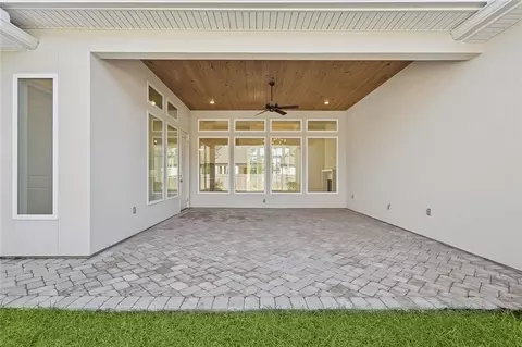 Exterior - 4245 Cypress Point Dr, Covington, LA 70433 photo 3 of 5