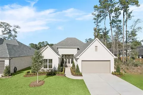 Exterior - 4245 Cypress Point Dr, Covington, LA 70433 photo 5 of 5
