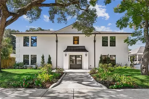 6326 Caldwell Dr, New Orleans, LA 70122