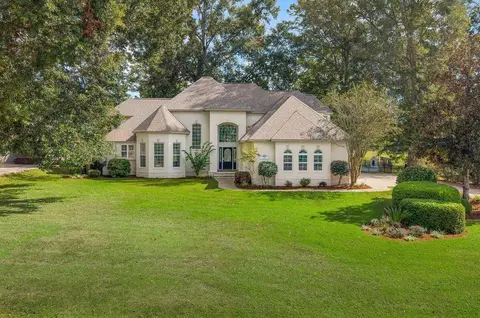 733 Plantation Dr, Abita Springs, LA 70420