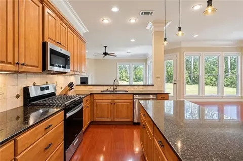 Kitchen - 231 Beebalm Cir, Covington, LA 70435 photo 2 of 2