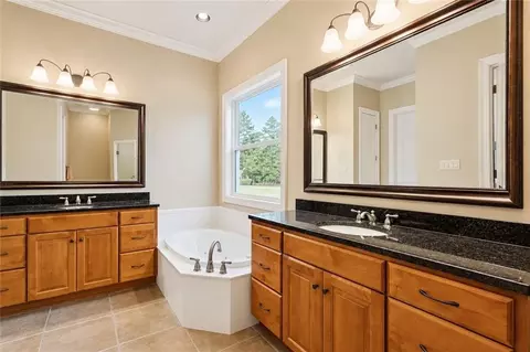 Bath - 231 Beebalm Cir, Covington, LA 70435 photo 2 of 4