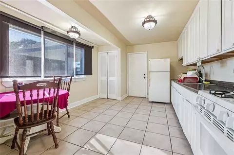 Kitchen - 3821 Florida Ave, Kenner, LA 70065 photo 1 of 2
