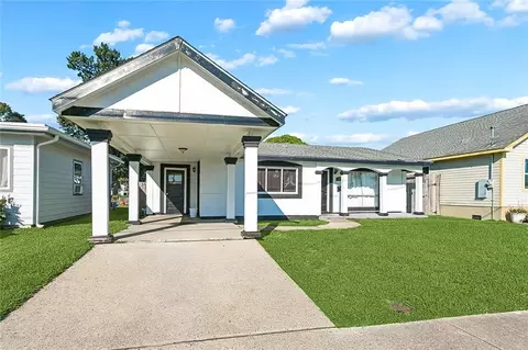 Exterior - 3821 Florida Ave, Kenner, LA 70065 photo 3 of 5