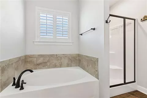 Bath - 341 Settlement Ct, Slidell, LA 70458 photo 2 of 3