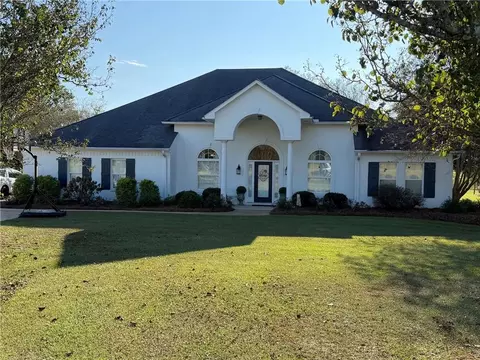 1558 Maura Ln, Brookhaven, MS 39601