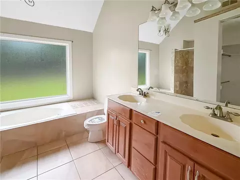 Bath - 1837 Kings Row Row, Slidell, LA 70461 photo 1 of 2