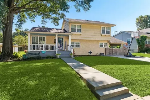 609 Hester Ave, River Ridge, LA 70123