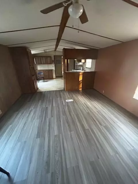 Living - 61314-18 Bennett Rd, Amite, LA 70422 photo 3 of 3