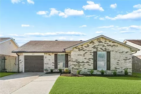 5113 Eden Roc Dr, Marrero, LA 70072