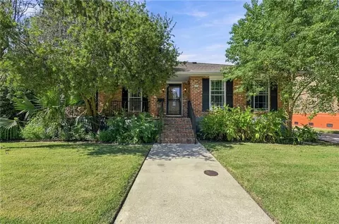 3511 Rue Nichole Dr, New Orleans, LA 70131