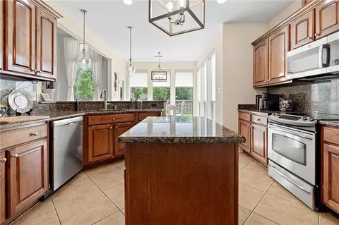 Kitchen - 312 Annette Dr, Slidell, LA 70458 photo 2 of 4