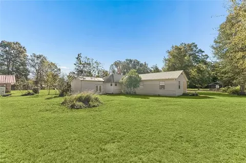 Exterior - 421 Cherry St, Amite, LA 70422 photo 3 of 3