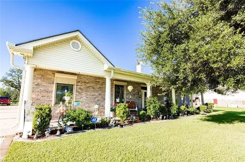 10147 Chenevert Rd, Waggaman, LA 70094