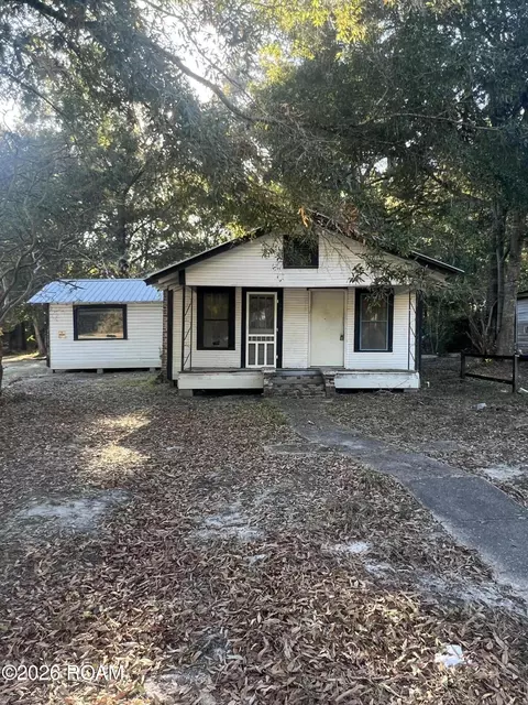718 13th Ave, Franklinton, LA 70438