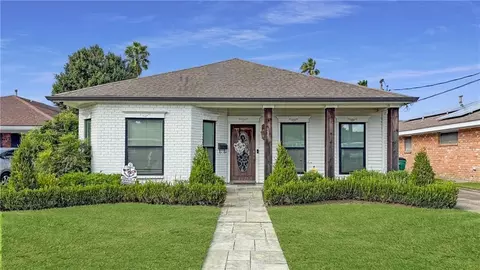4725 Loveland St, Metairie, LA 70006