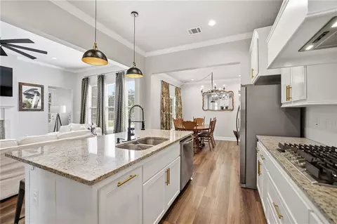 Kitchen - 21497 Bluefin Dr, Springfield, LA 70462 photo 3 of 3