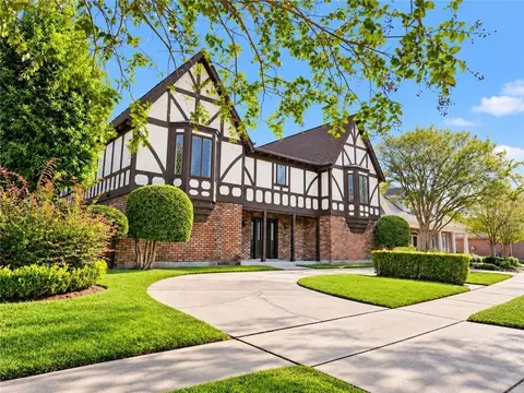 15 Waverly Pl, Metairie, LA 70003