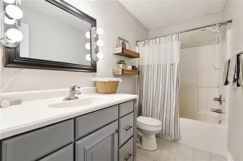 Bath - 37522 Lopez St, Slidell, LA 70458 photo 2 of 2
