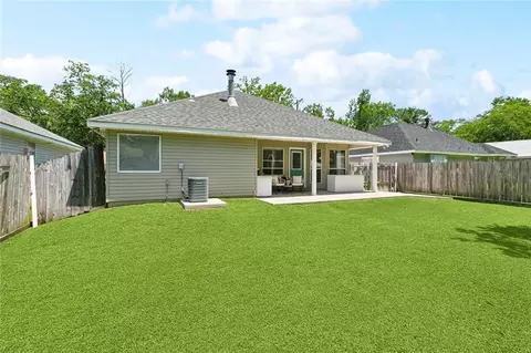 Exterior - 37522 Lopez St, Slidell, LA 70458 photo 6 of 6