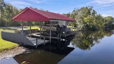 View/Area - 20481 Swamp Rd, Springfield, LA 70462 photo 6 of 8