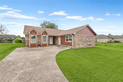 7512 Endeavors Ct, New Orleans, LA 70129