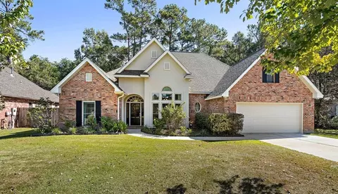 156 Timberwood Dr, Madisonville, LA 70447