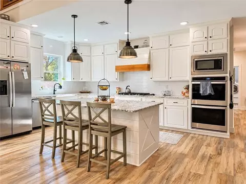 Kitchen - 148 Mccann Rd, Pollock, LA 71467 photo 3 of 6