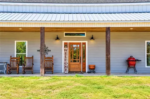 Exterior - 148 Mccann Rd, Pollock, LA 71467 photo 2 of 9