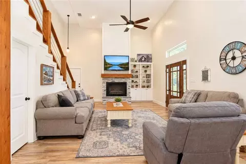 Living - 148 Mccann Rd, Pollock, LA 71467 photo 2 of 3