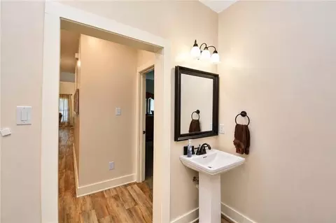 Entry Way - 148 Mccann Rd, Pollock, LA 71467 photo 4 of 8