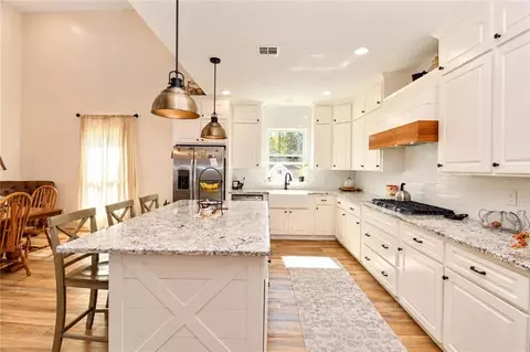 Kitchen - 148 Mccann Rd, Pollock, LA 71467 photo 5 of 6