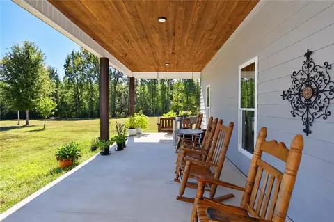 Exterior - 148 Mccann Rd, Pollock, LA 71467 photo 3 of 9
