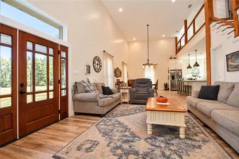 Entry Way - 148 Mccann Rd, Pollock, LA 71467 photo 1 of 8